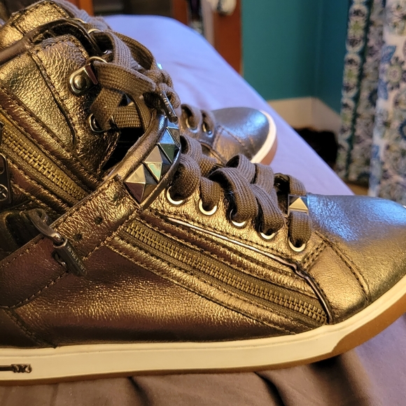 Michael KorsWomen's Metallic Michael Glam Studded - Picture 2 of 5